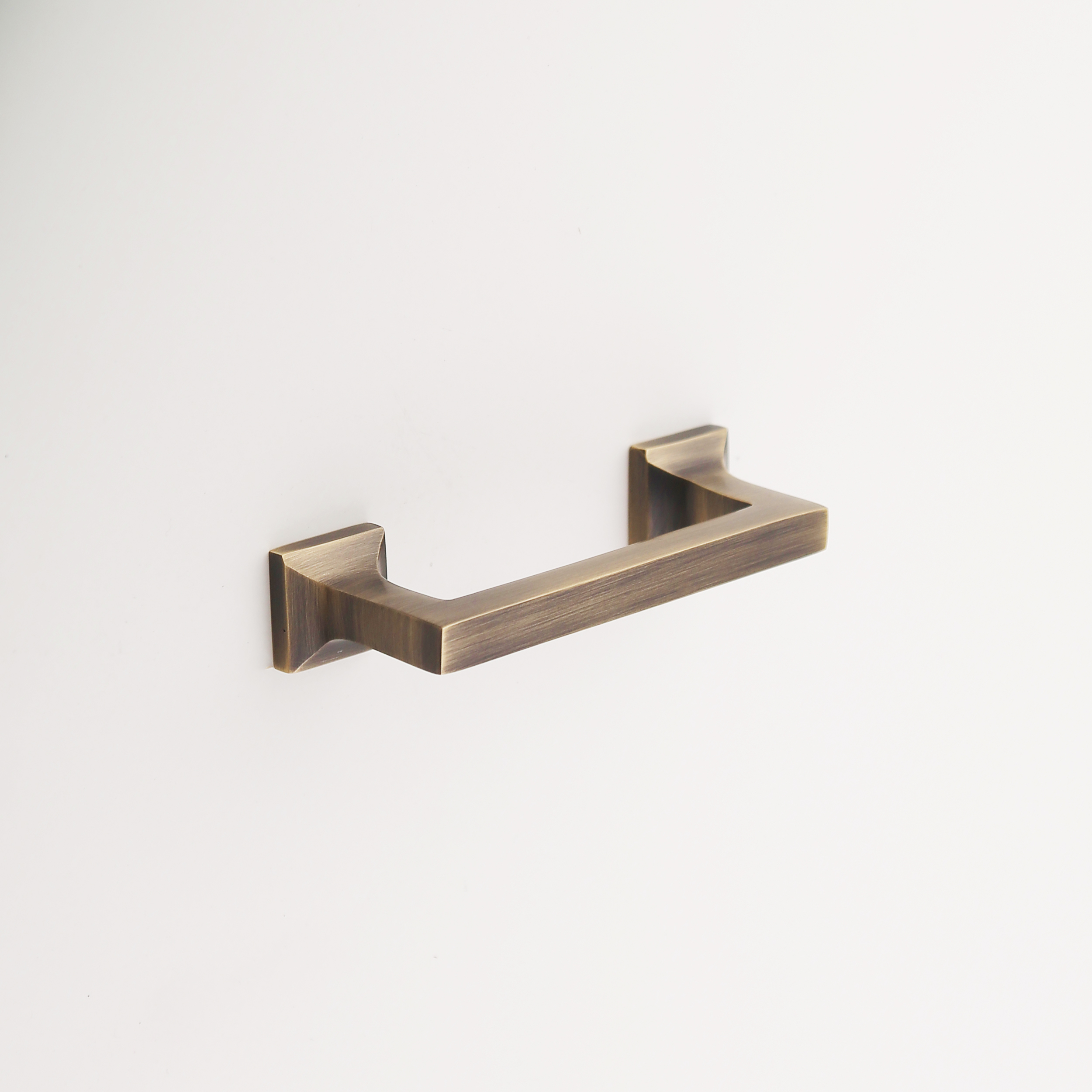 Ronan Solid Brass Cabinet Pull